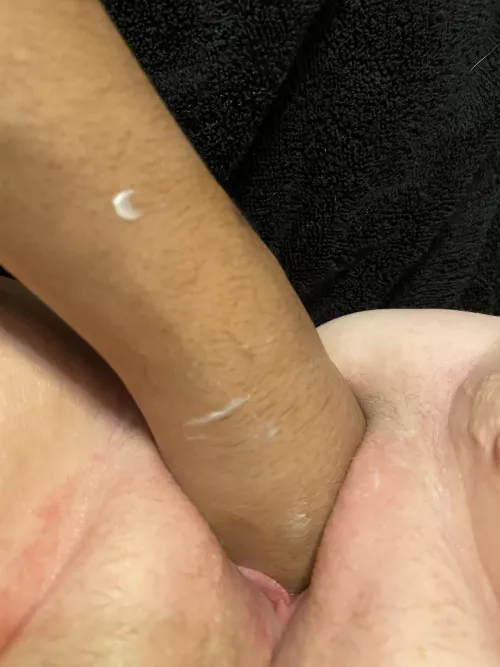 His massive fist got in! by Elleloverose90