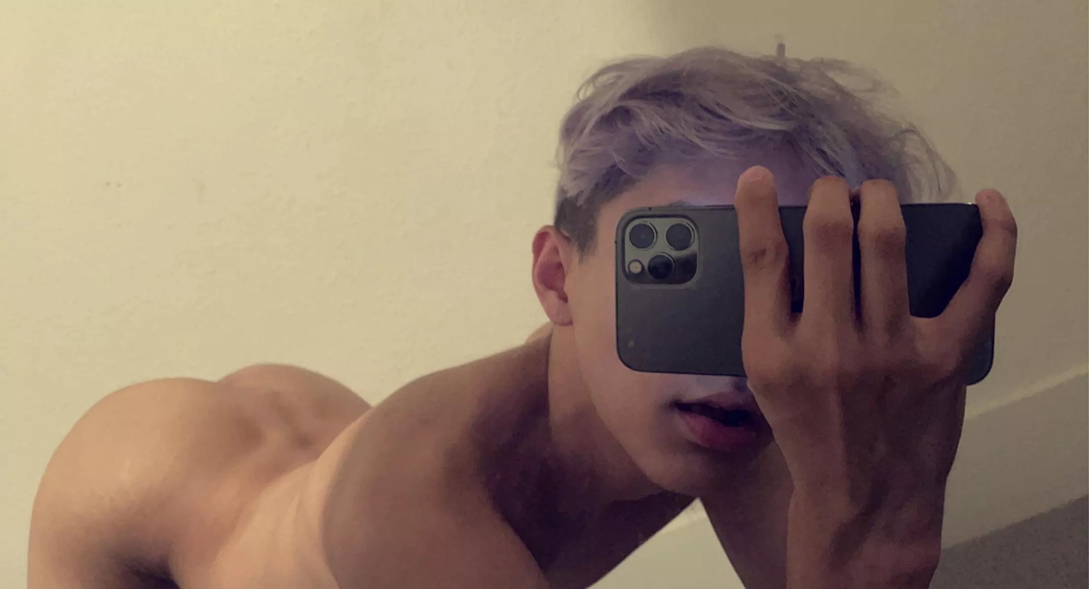 Hit it from the back please 😭 posted by bbyozy