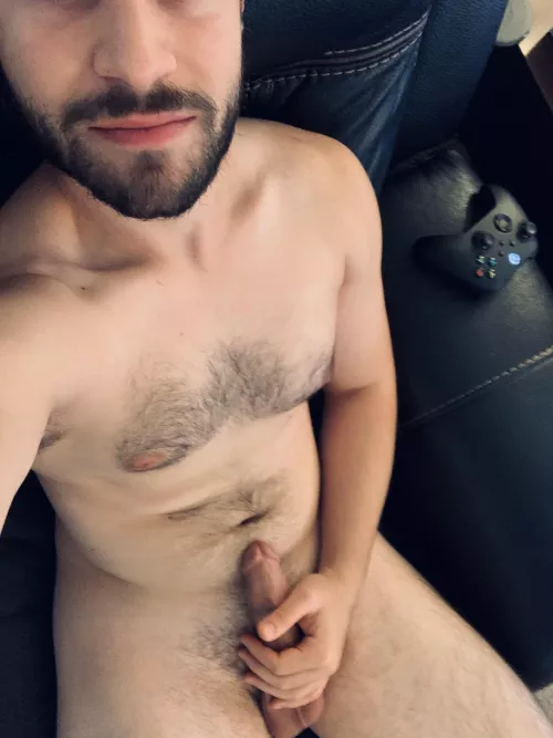 Hit the joystick by soxex