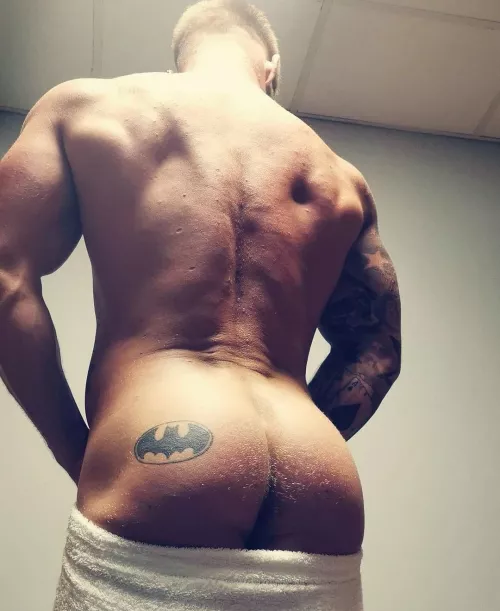 Hitting the showers after my workout by scott_hudson_fitflex