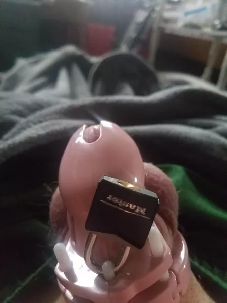 Hiw long should i be locked and who wants my key by johnnyd478