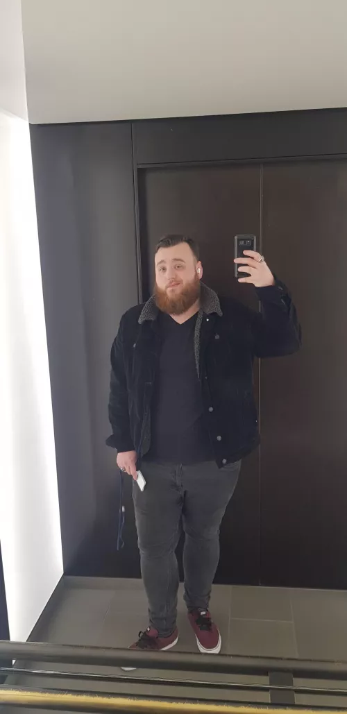 Hiya! by beardednchubbyguy