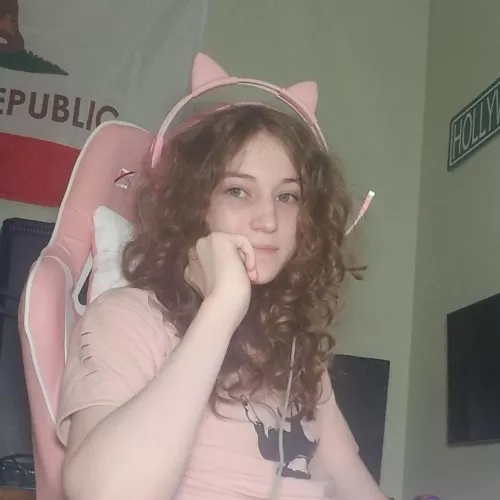 hiya by realwillallen