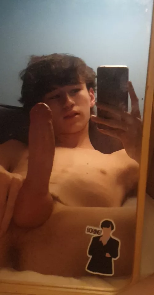 hiyaa :) by bitchbottomgay