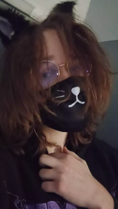 hiyaa guys, so uhmm i'm like really shy but i finally decided to post something here ^^ pls be nice by Falchen_