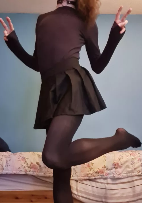 Hiyaaa :3 by shyyfemboyy