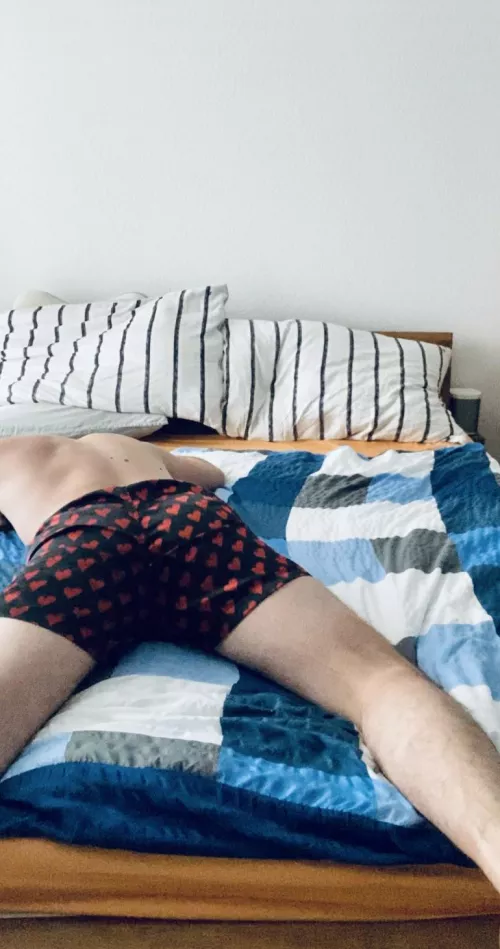 Hmmm satinboxershorts by Dan291295