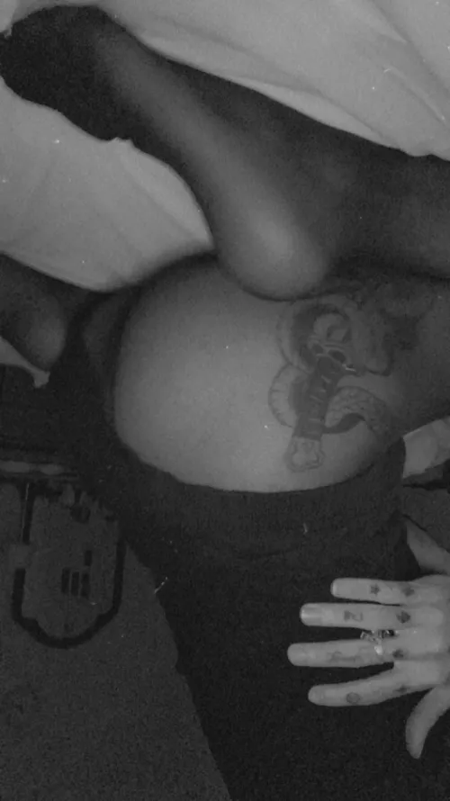 Hmu bby😏 by Over_Sample2118