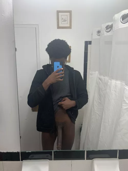 Hmu I’m bored by Actual_Guess8037