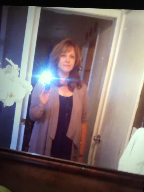 Hmu to see my hot moms nudes;) by TheCuckyson