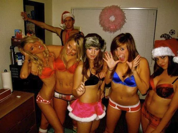 Ho Ho Hos posted by steakflanks