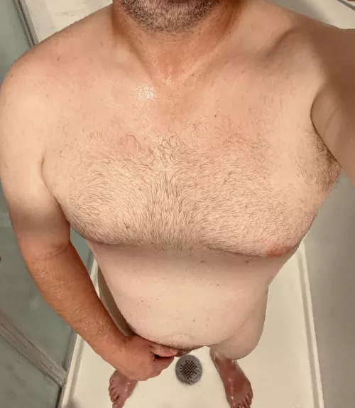 Hold on a minute, I’ll be right there. 🌧 by butsoso