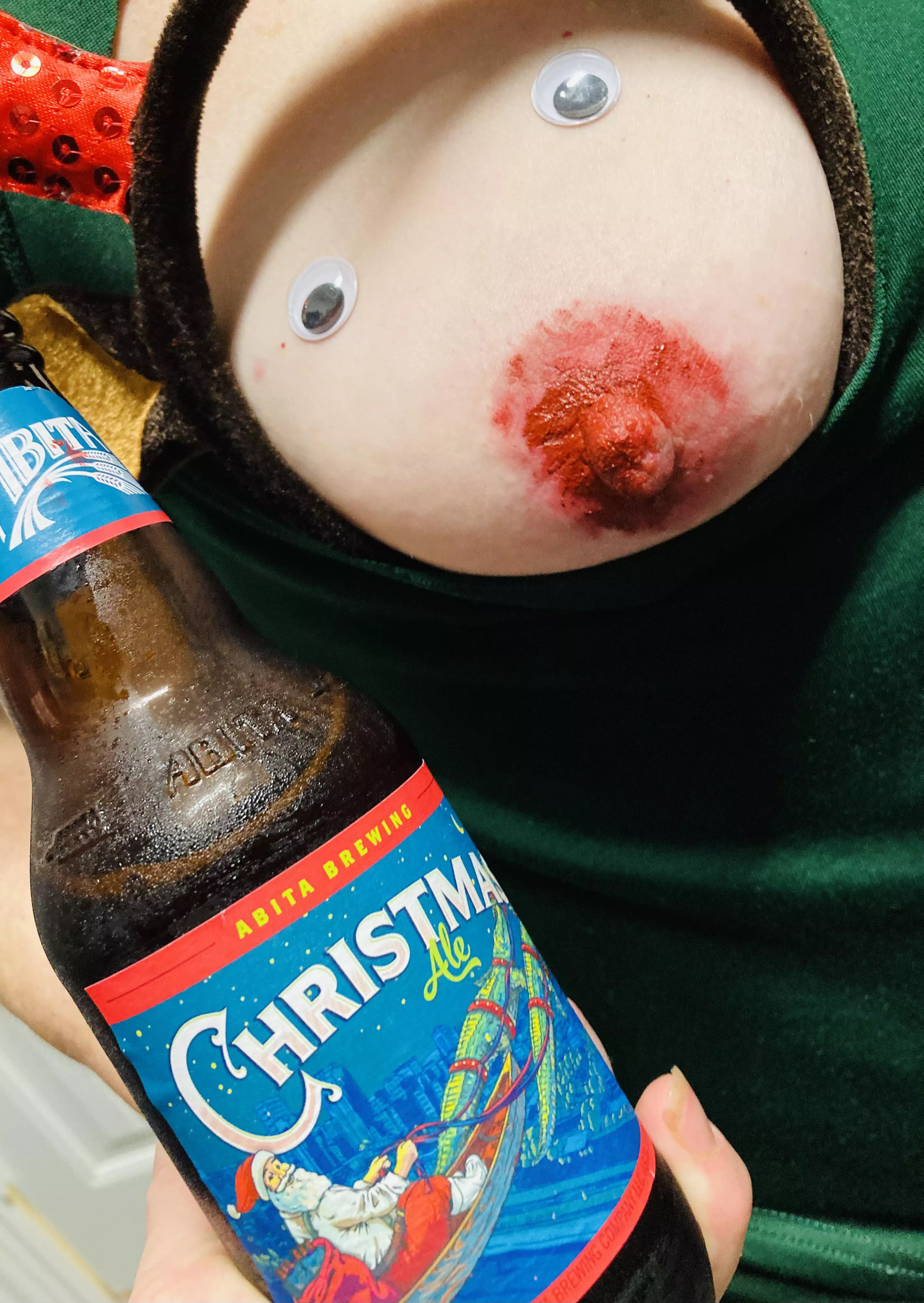 Holiday brew and boob! Happy Holidays! posted by cd7071