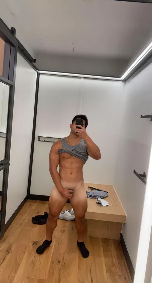 Holiday shopping by jschuyspy