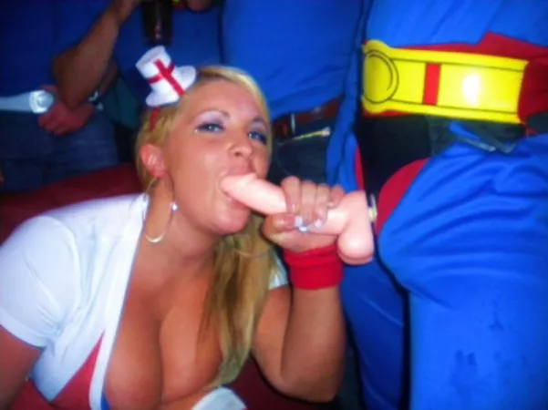 Holiday slag! by gary_turnbull13