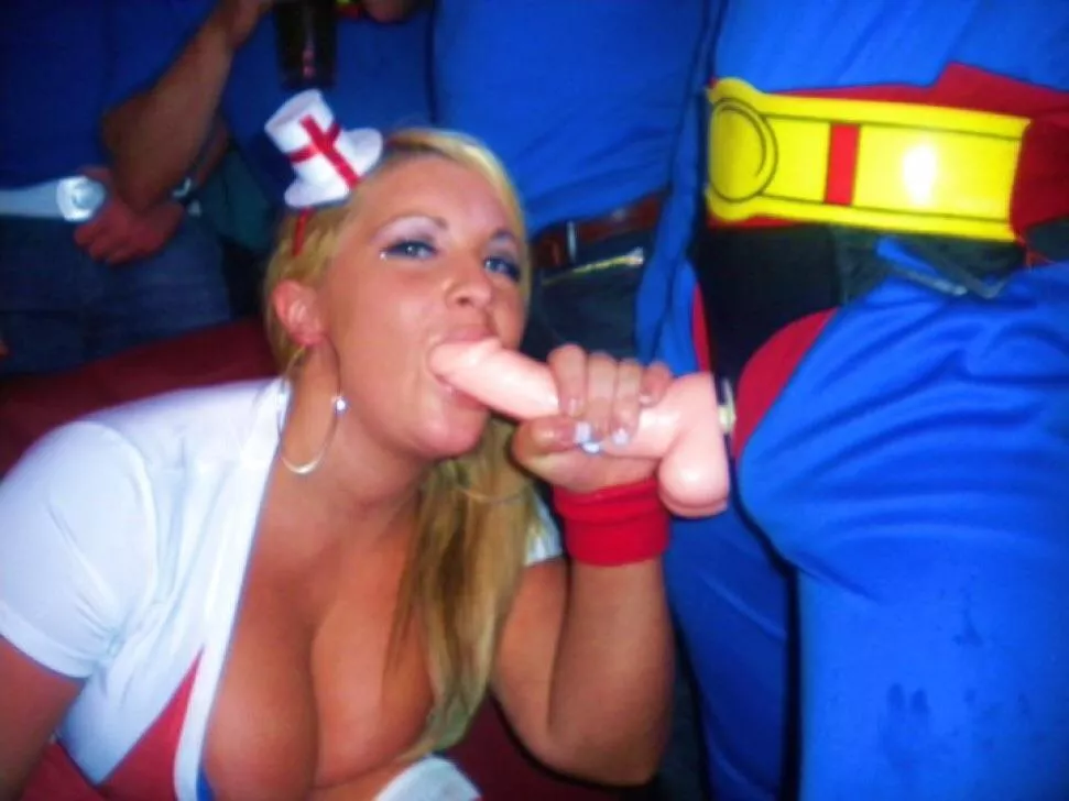 Holiday slag! posted by gary_turnbull13