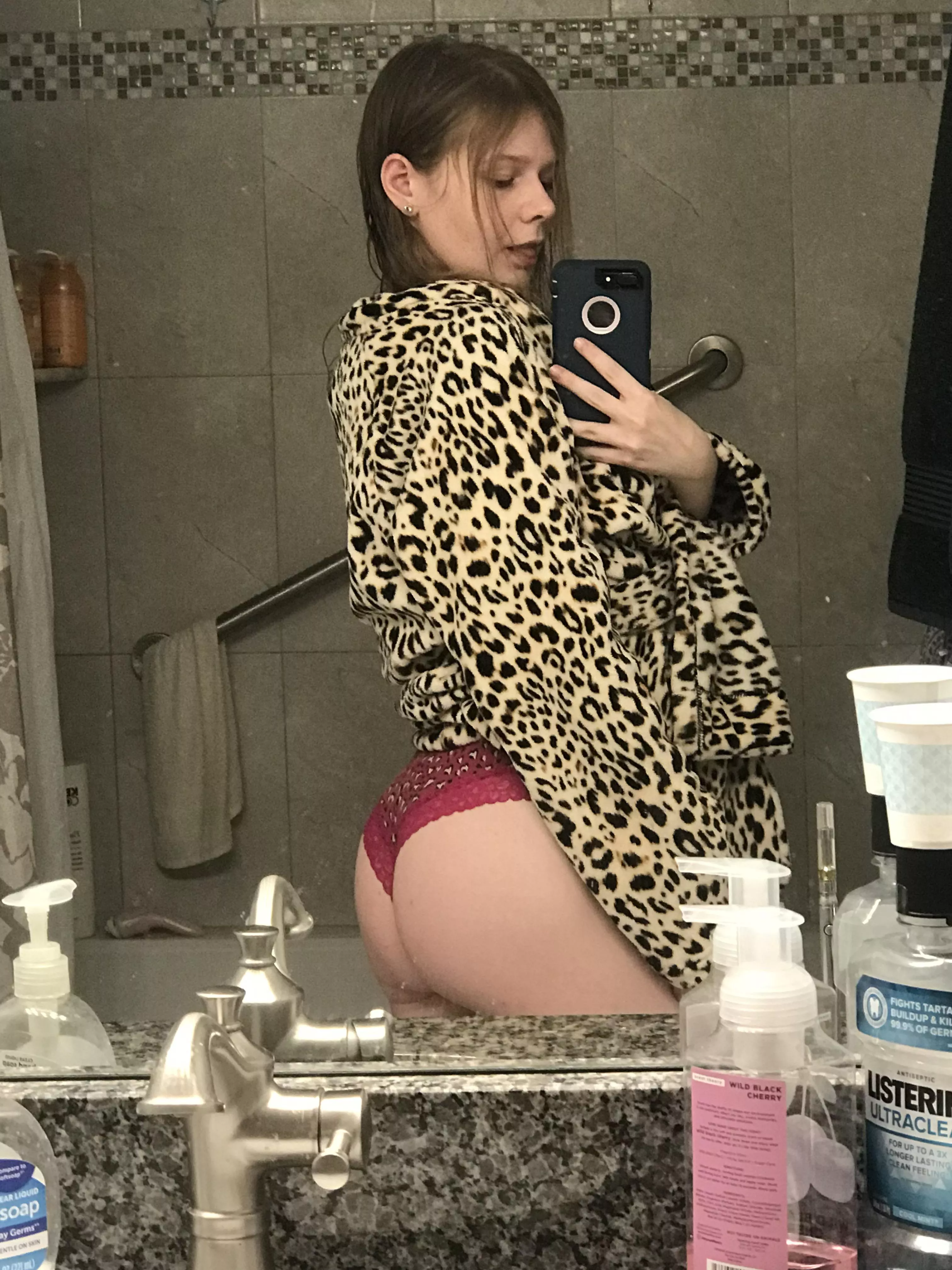 Home from the club and feline feisty tonight posted by fruityp3bblz