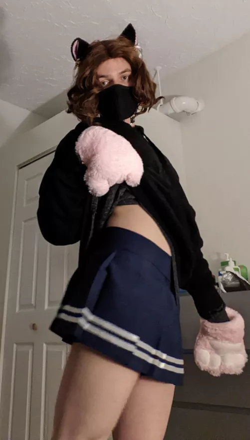 Honestly just want a hug rn and nothing more by crowcrowcute