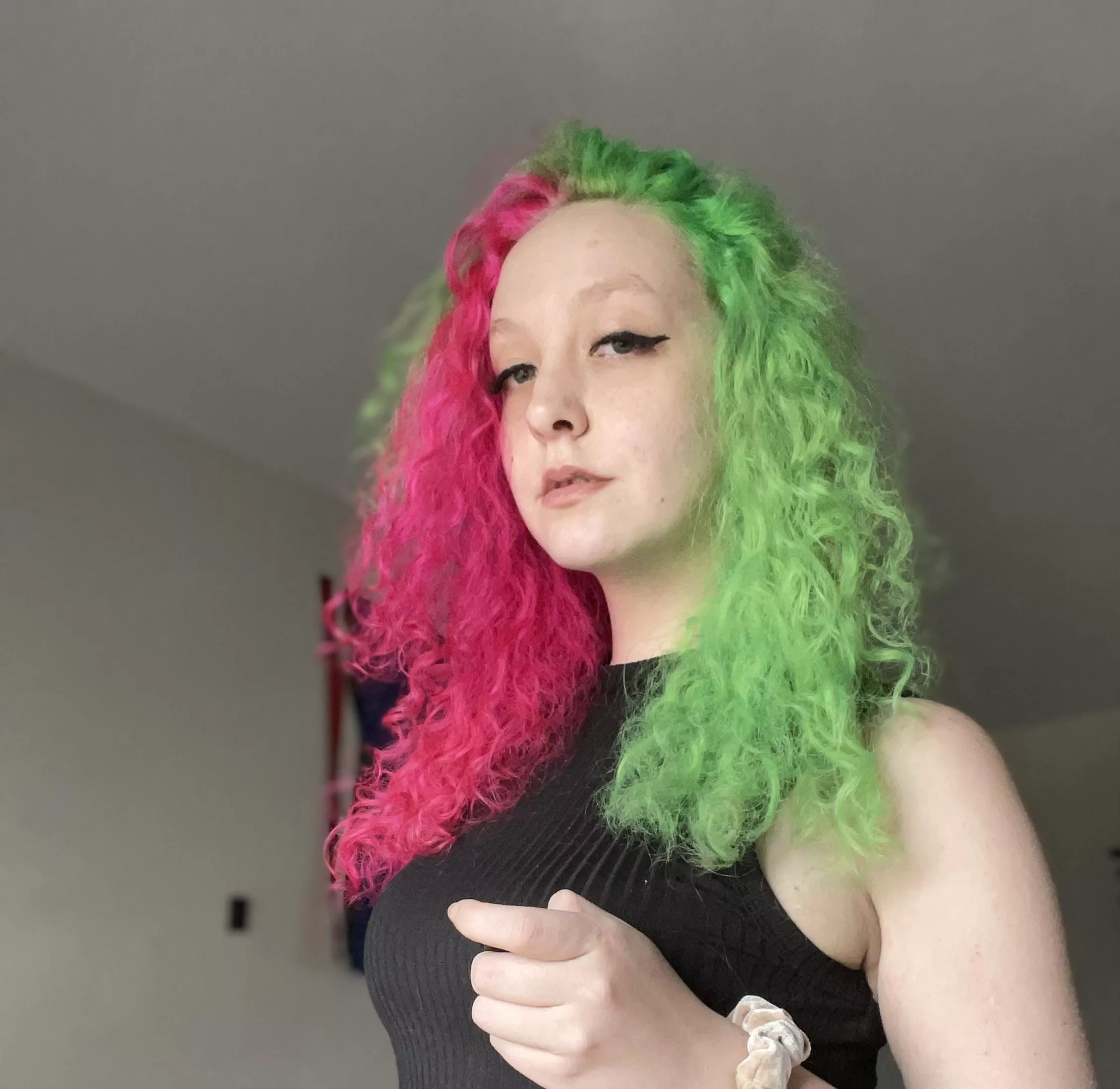 Honestly wondering if anyone else with curly hair is also obsessed with dying it fun colours posted by Gettincaffeine