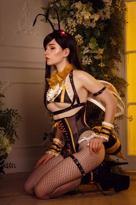 Honey Bee Tifa cosplay by likeassassin~ by likeassassin