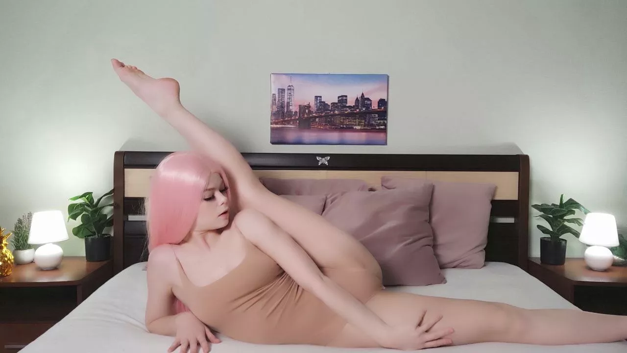 Honey, do you like it when you see all my wet holes at once?🍓🍑💦 I'm really waiting for you.🤤 Free trial Link in comments posted by Vaidaosim