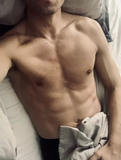 Honey it is is supper in bed. (M) by Vecto99