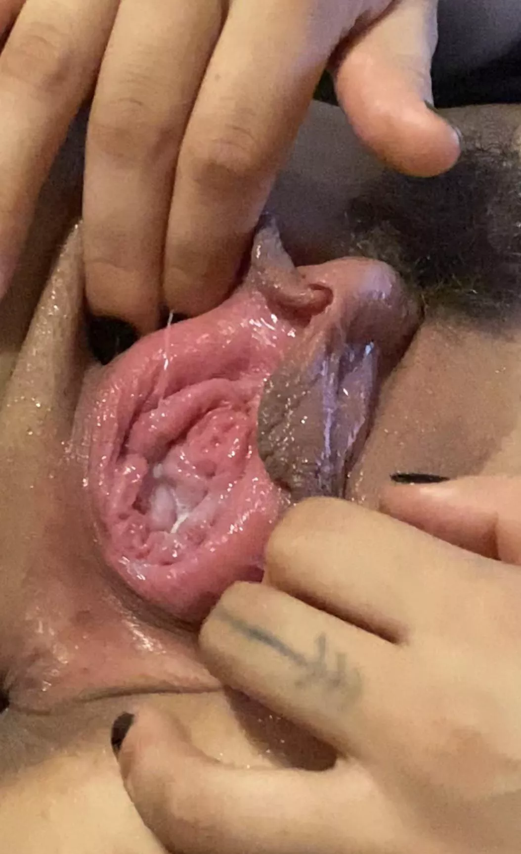 Honey Pott 🍯 💦💕 posted by softgirll