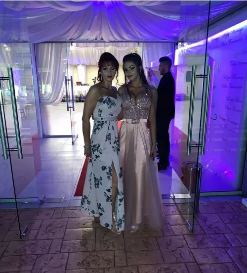 Honeys by minijacobsescu