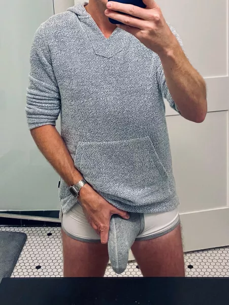 Hoodie weather. by stmr