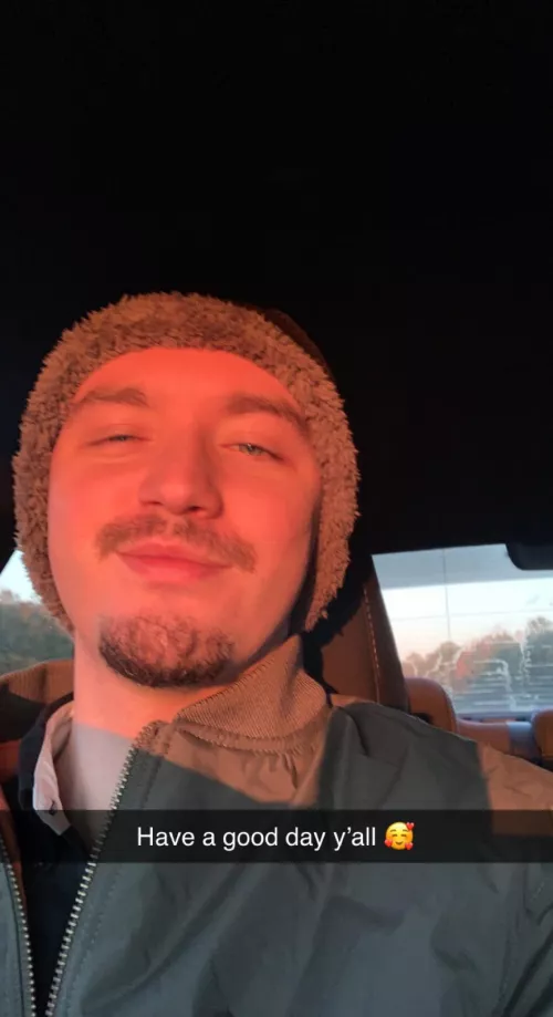 Hope everyone’s morning goes great! 🥰 My normal morning snaps by Yuuuuuuuuuuuuuhh