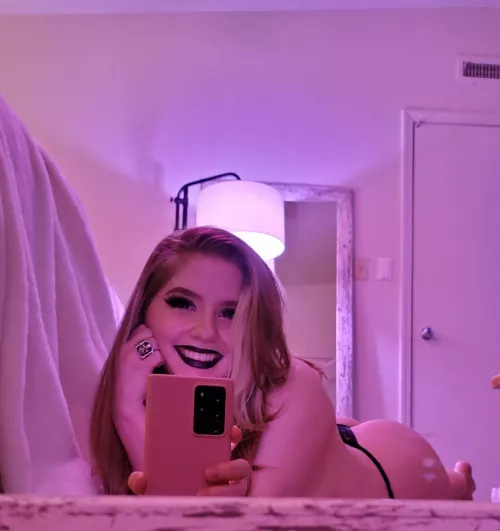 Hope I can brighten up your Monday by TheMissChan