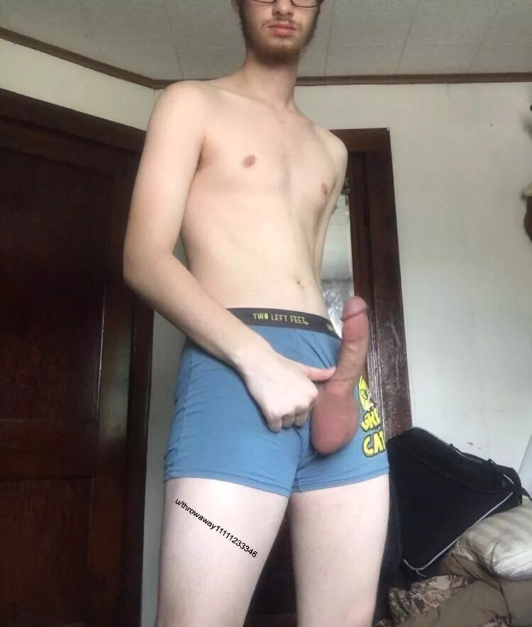 Hope I can make everyone’s Saturday better posted by throwaway11111233346