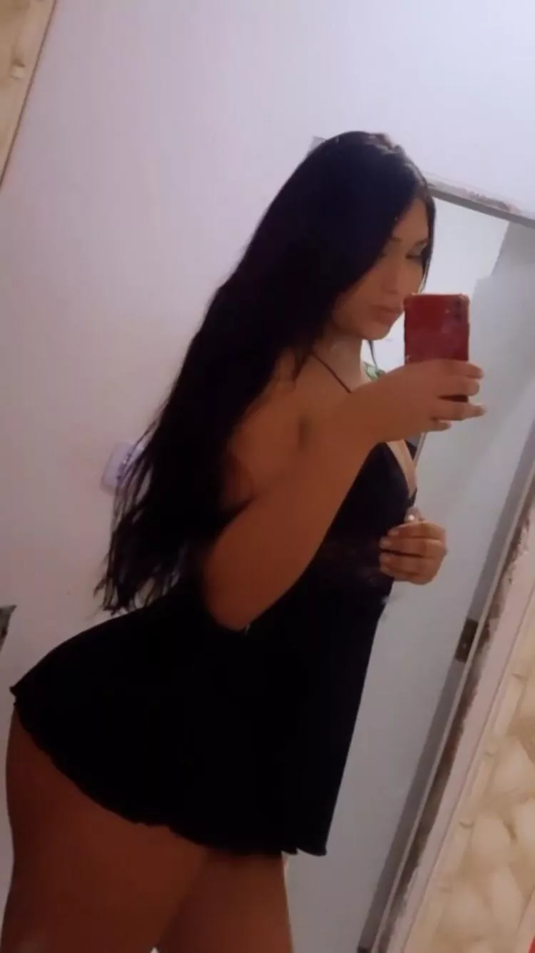 Hope I don’t need to post nudes to fit in cus I am shy xD posted by dessadedessa