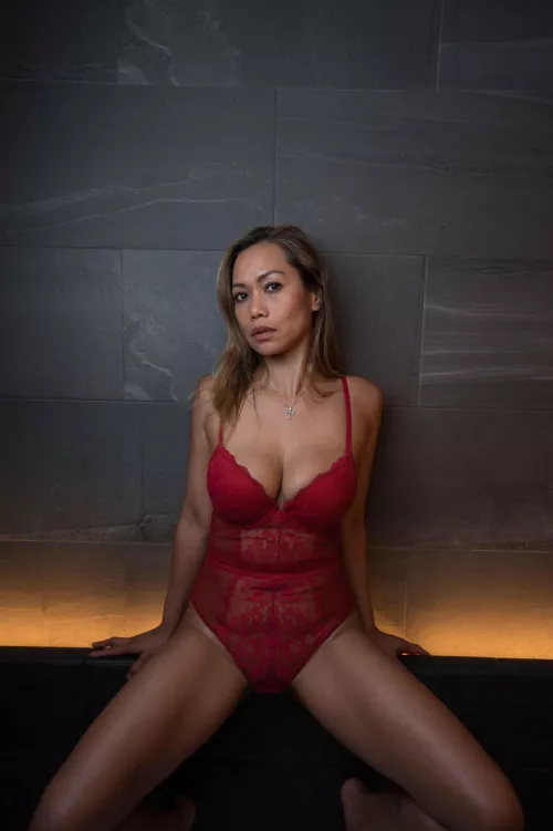 Hope I look like a classy perfectly aged beauty here 41(f) by hotasiangranny