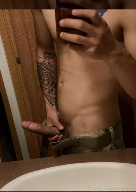 Hope I made somebody’s day with this pic😉 by Charles_Za