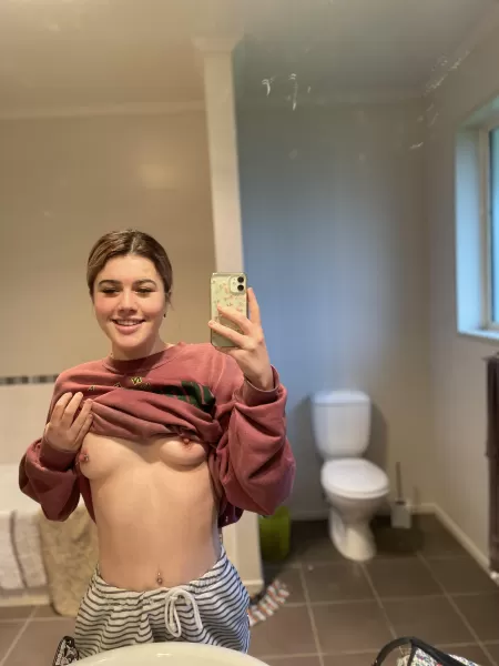 Hope my tiny tits make ur cock hard 🥰 by pearl420x