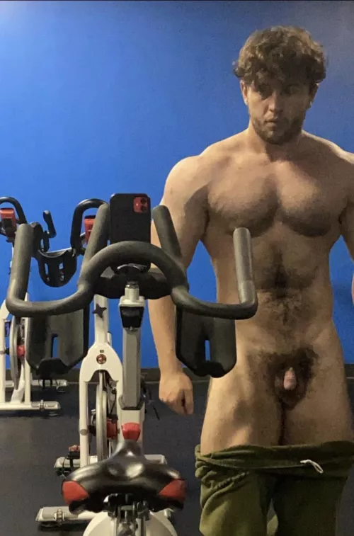 Hope no one sees me by Mrbuttcheeks2