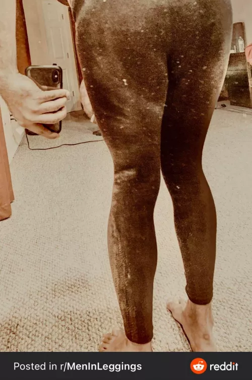 Hope the dirty mirror isn’t too distracting by mewithmyselfandi