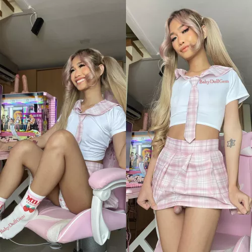 Hope the teacher won't notice my little surprise ☺️ by babydollgemm