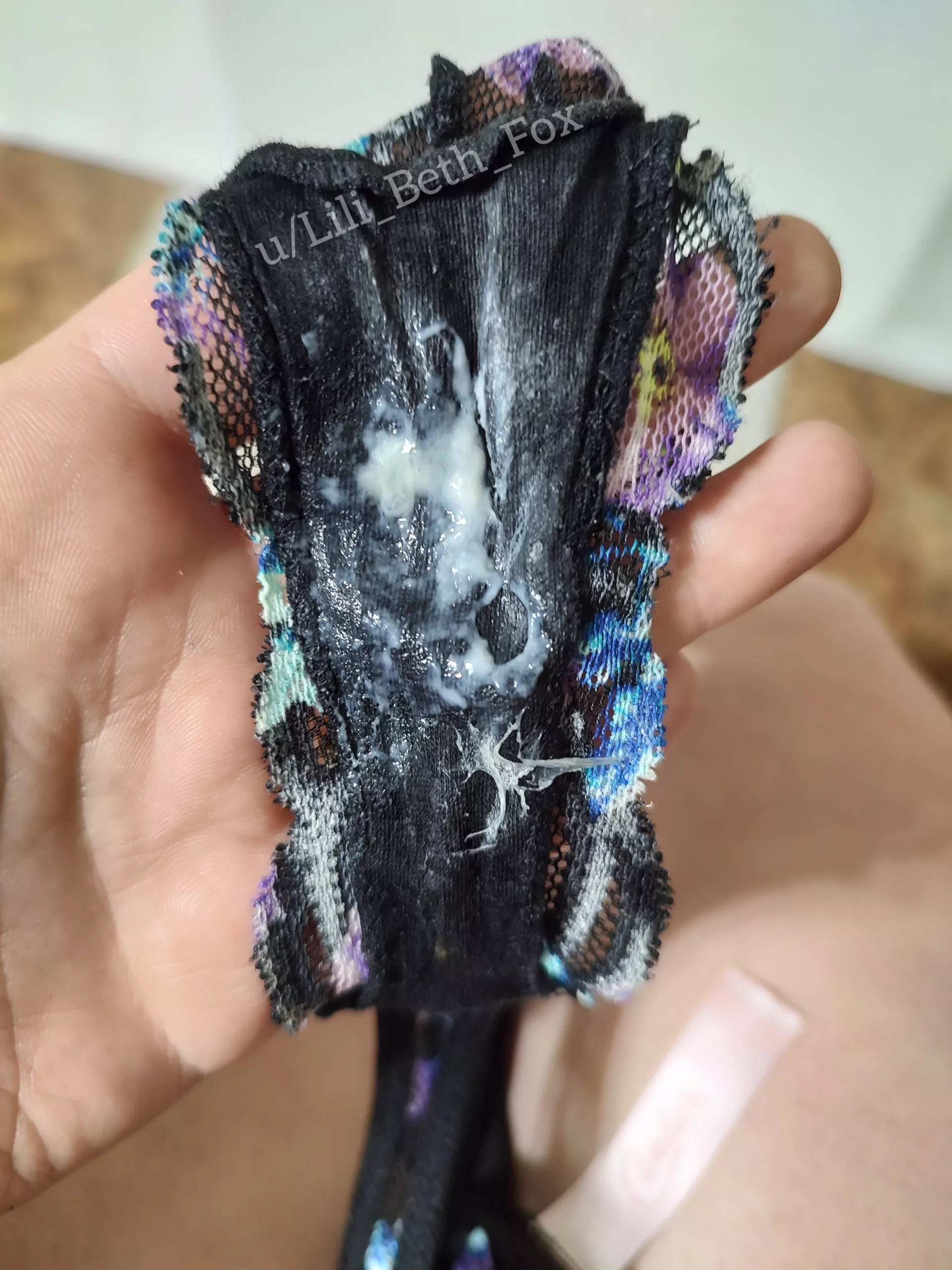 Hope this grool soaked pair helps you make it through the Monday blues! [OC] posted by Lili_Beth_Fox