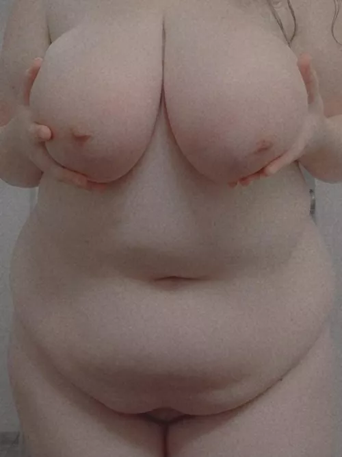 Hope this makes your Monday night just a little better <3 by switch-s1ut