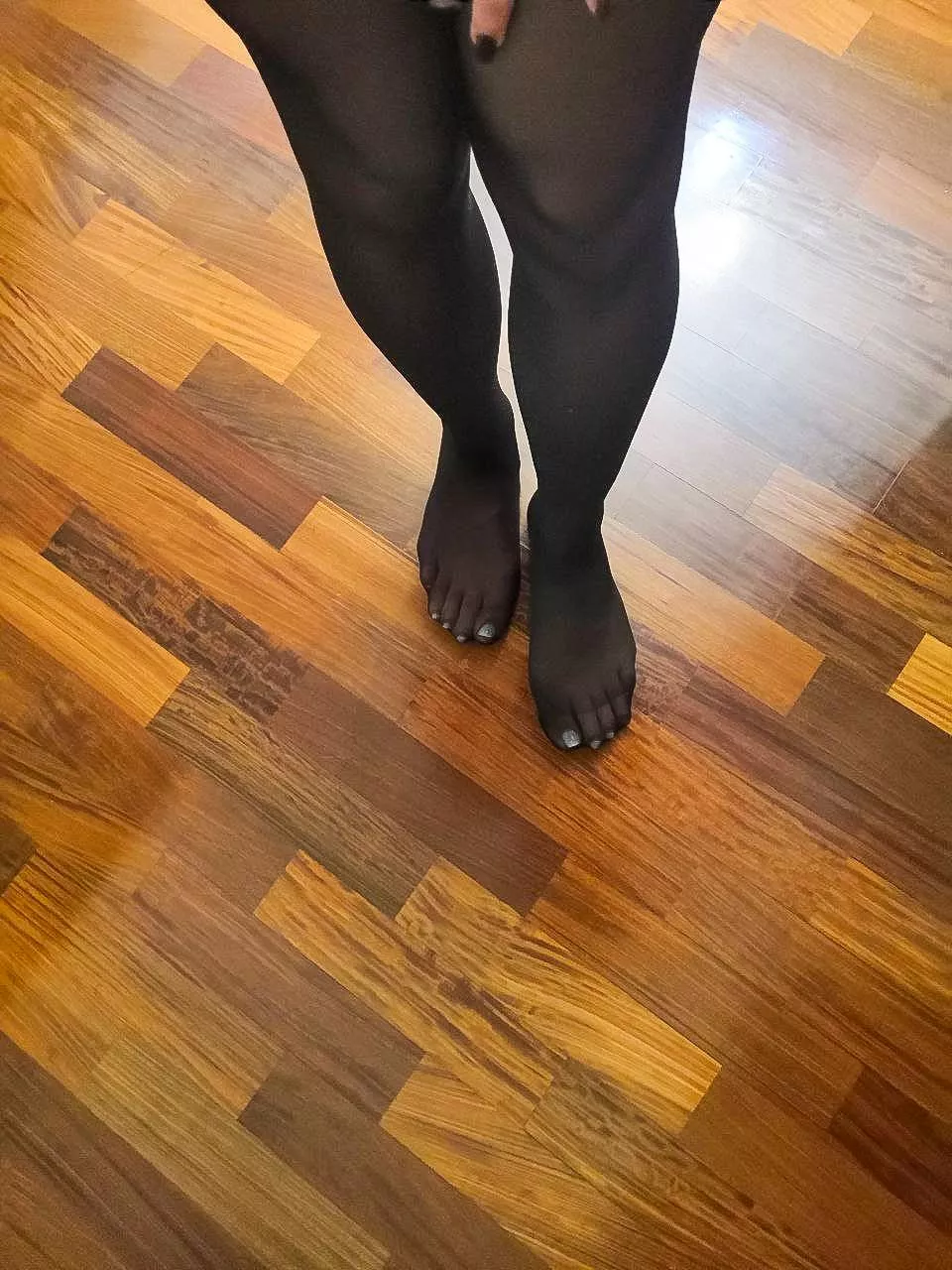 Hope U like my pantyhose 😘 posted by ItalianCouple69