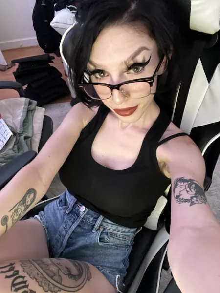 hope ur having a good day :) by msliterate_