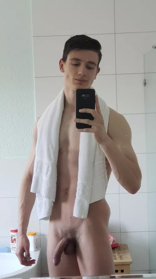 Hope you don't mind a semi by leandavexx