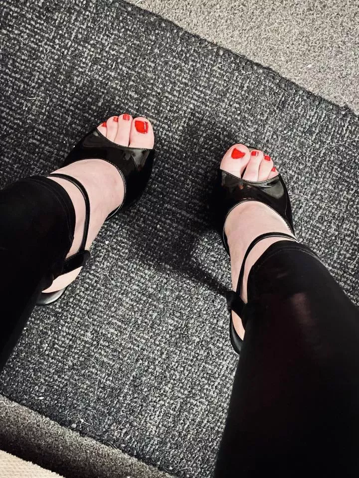 Hope you guys like 👣❤️ posted by Richsquirrel1337