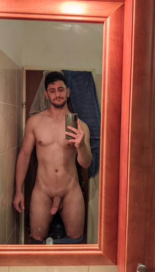 Hope you love too see semi on here, do you? by Exhibitionistbigguy