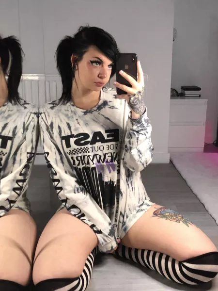 Hope you woke up in a good mood! Have a great day 💖💖 by benteke92