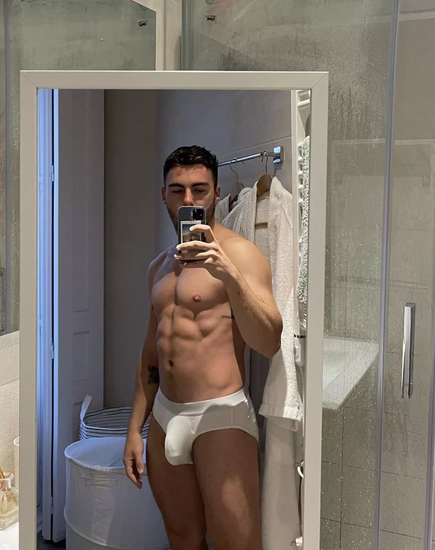 Hope your having a good Sunday 🌞 posted by Hooka_Tooka