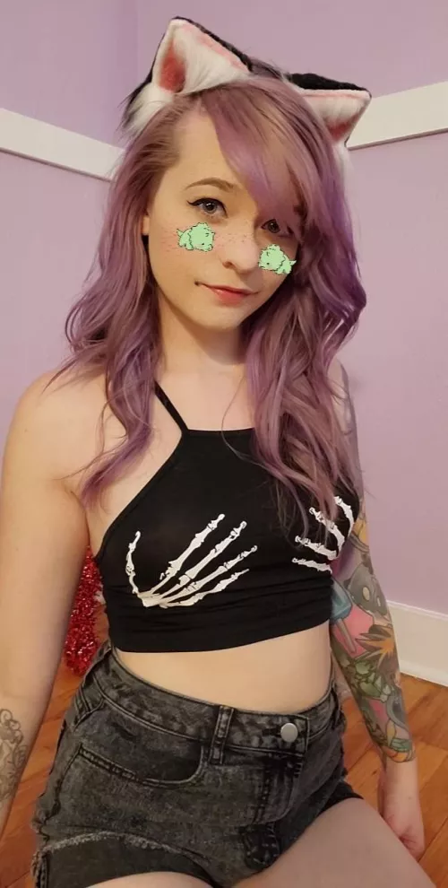 Hope your screen is bright enough to see it 😏 by Novaalux