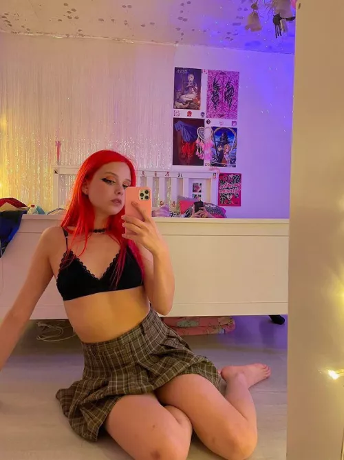 Hope your week is good 💗 I have some surprises for you 😈 by Em_Chix